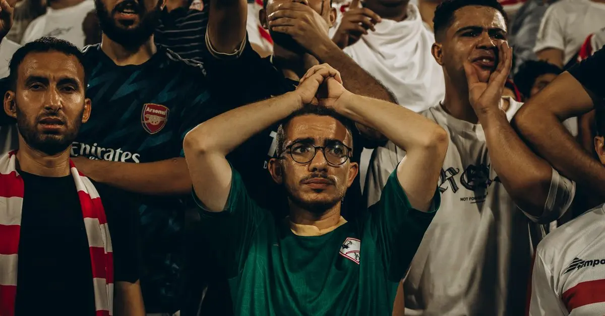 Les Meilleurs Équipements pour Votre Football Fan Zone