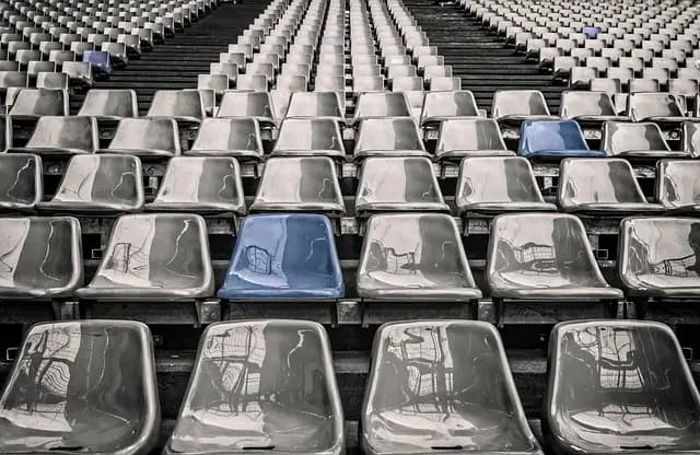 Top 10 Must-Have Features for Your Football Fan Zone