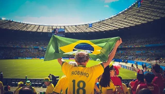 Comment Créer des Animations Interactives pour Votre Football Fan Zone