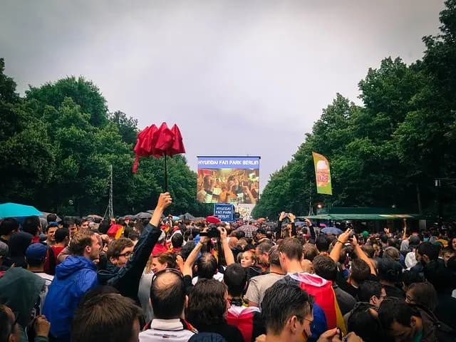 Les Meilleures Activités pour Dynamiser Votre Football Fan Zone