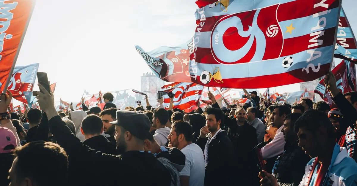 Comment créer une ambiance inoubliable dans votre football fan zone