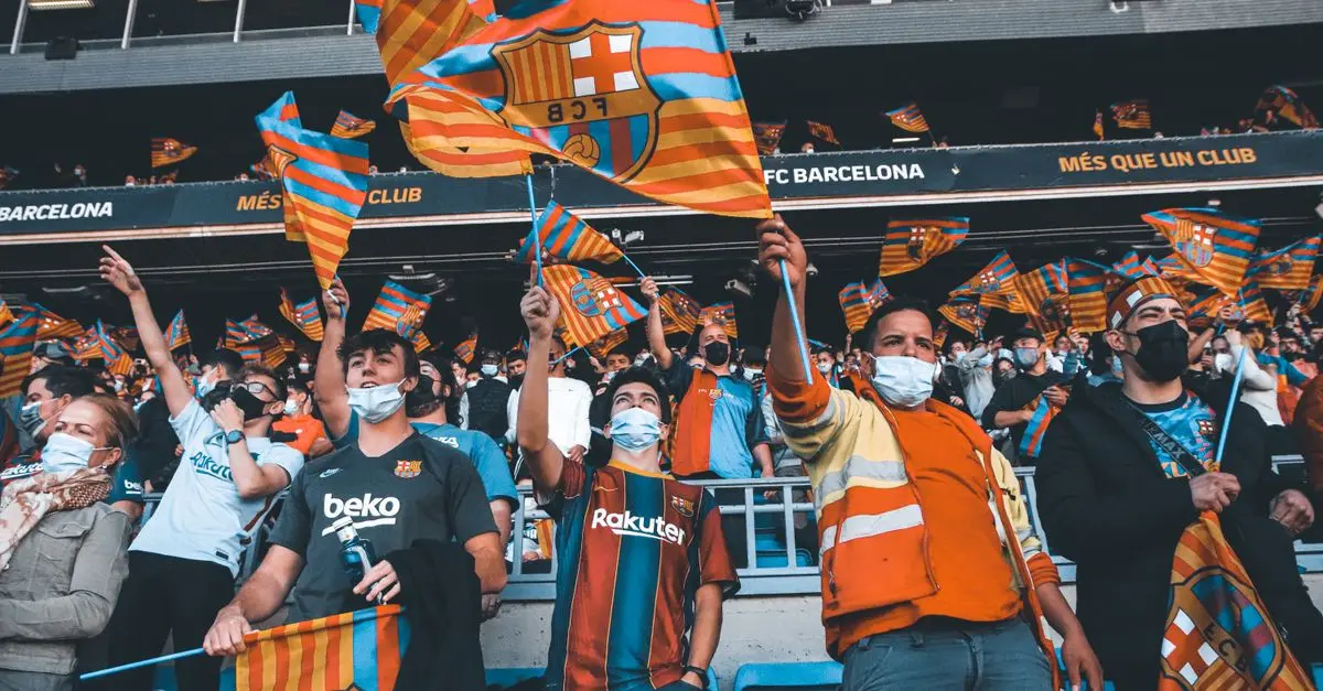 Comment Concevoir une Ambiance Mémorable pour Votre Fan Zone